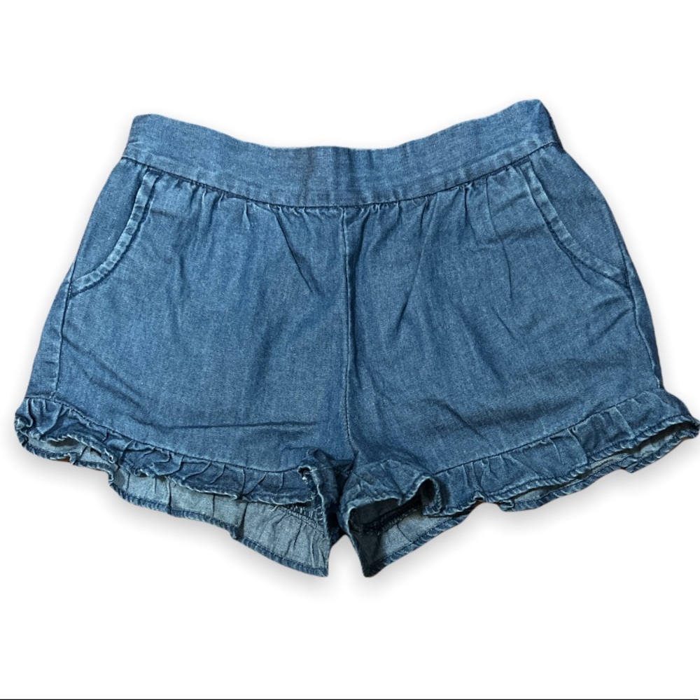 Ruffle shorts